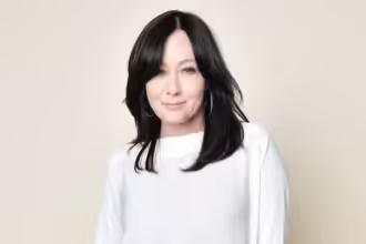Shannen Doherty, Star of Beverly Hills, 90210 and Charmed, Dies at 53