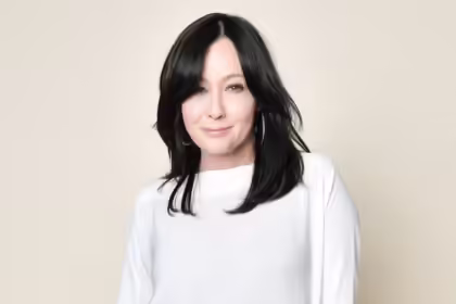 Shannen Doherty, Star of Beverly Hills, 90210 and Charmed, Dies at 53