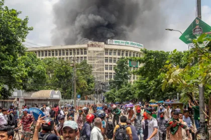 Bangladesh crisis: As Sheikh Hasina resigns, protesters set Awami League office on fire