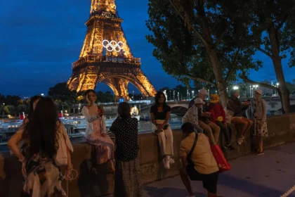 Eiffel Tower Will Keep Olympic Rings Permanently, Mayor Says