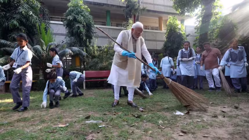 Indian Prime Minister Modi Celebrates 10 Years of Swachh Bharat Mission on Gandhi Jayanti