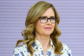 The Office' Alum Jenna Fischer Reveals Breast Cancer Diagnosis
