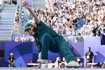 Raygun was mocked online and in the mainstream media for everything –from her moves to her green official team kit [File: Angelika Warmuth/Reuters]