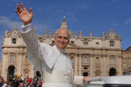Pope Leo XIV at Inauguration Mass: "Let Us Walk Towards God and Love One Another"